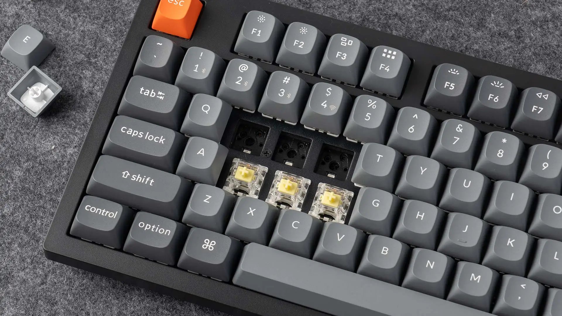 Keychron K10 Max FR-ISO Layout QMK Wireless Custom Mechanical Keyboard RGB Backlight Shine-Through Keycap